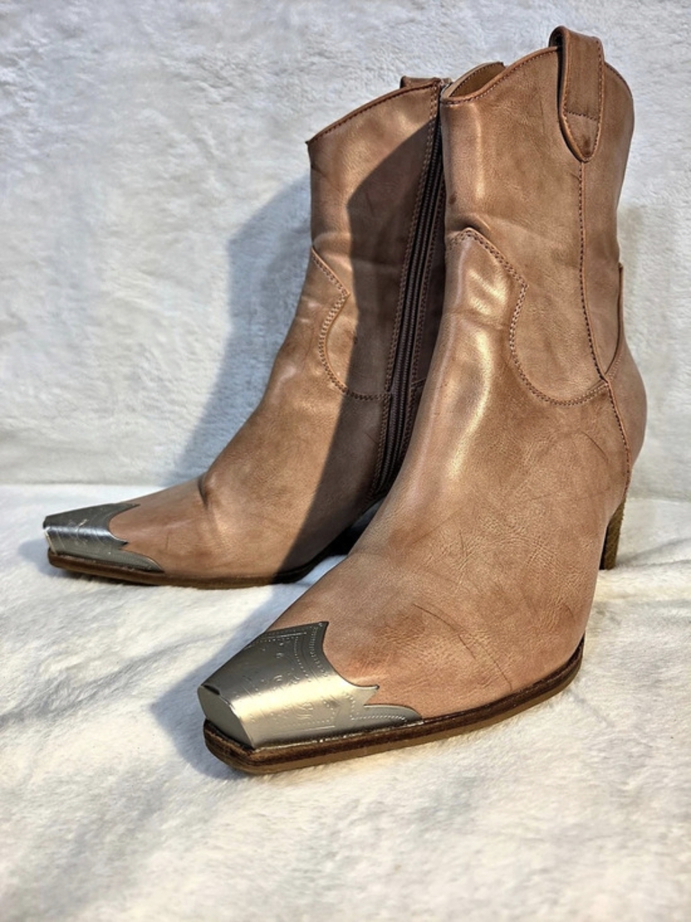 BEAST Women's Pointed Toe Heeled Boots in Brown